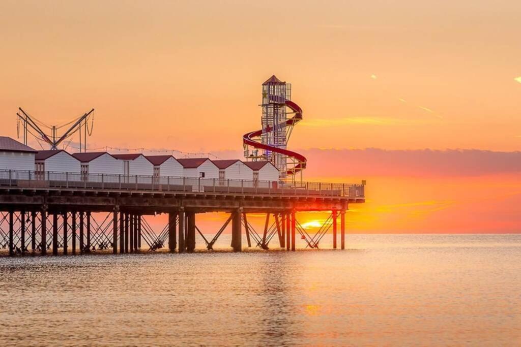 Grand 2 Bed Georgian Apartment At Florence House With King Bed, In The Heart Of Herne Bay & 300M From Beach מראה חיצוני תמונה