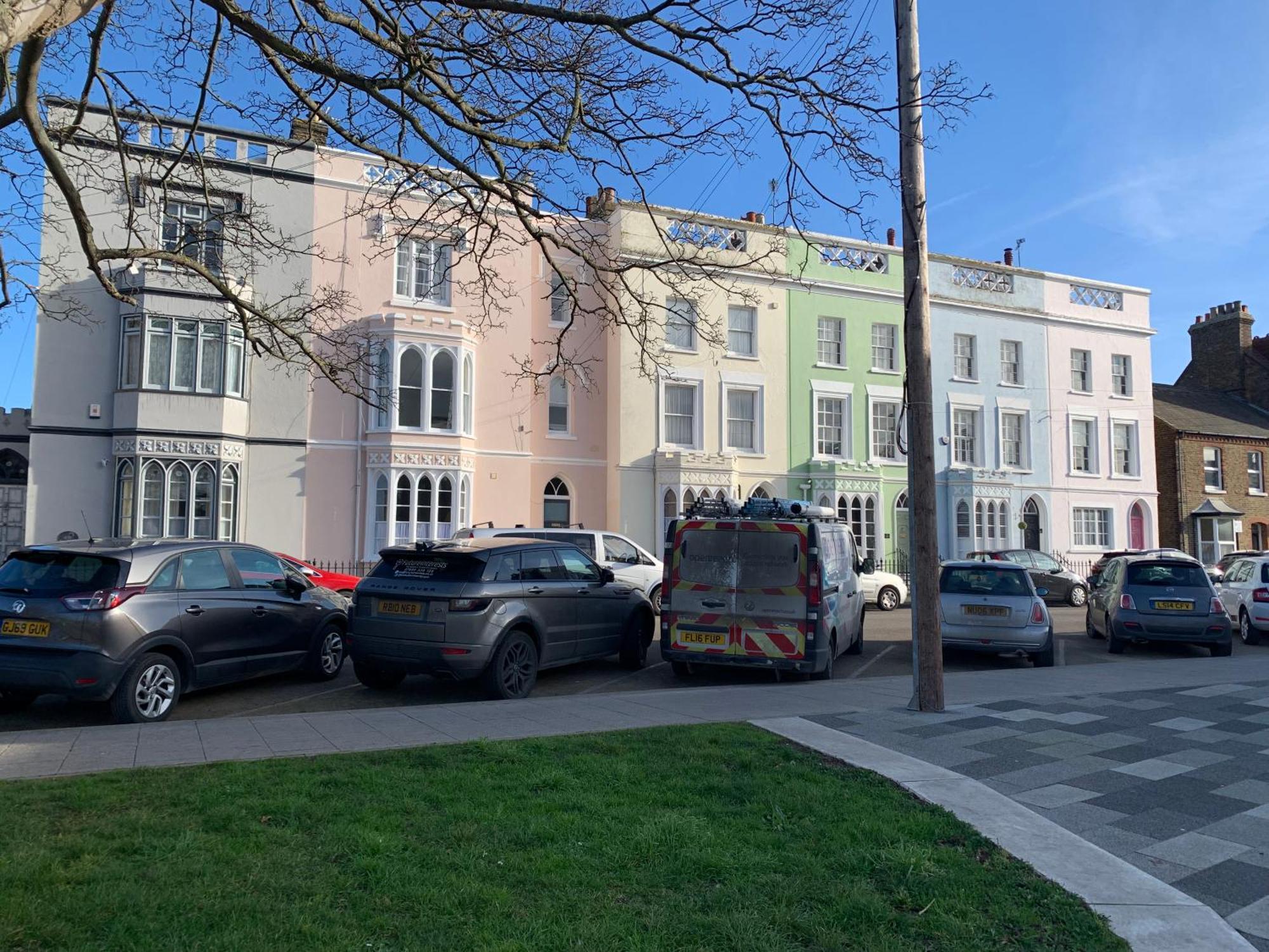 Grand 2 Bed Georgian Apartment At Florence House With King Bed, In The Heart Of Herne Bay & 300M From Beach מראה חיצוני תמונה